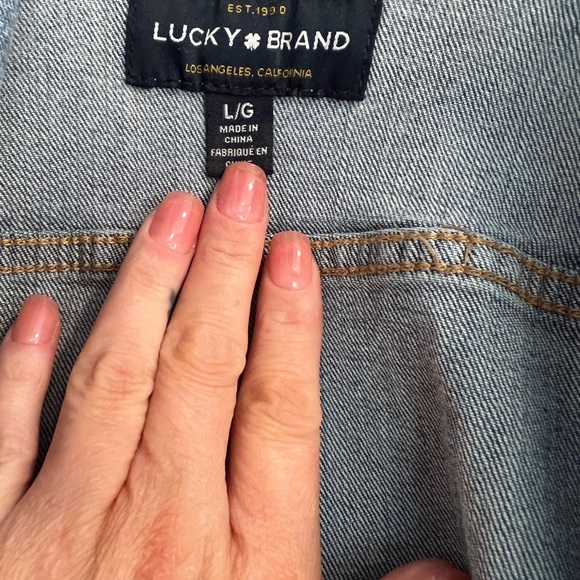 Lucky Brand cropped denim jacket - Picture 3 of 4